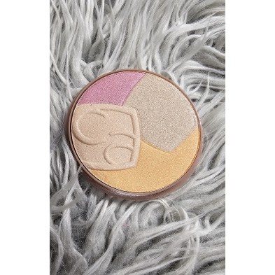 PRESSED POWDER YES LOVE