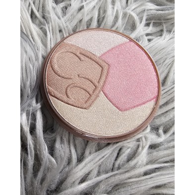 PRESSED POWDER YES LOVE